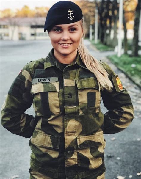 Pin En Pretty Female Soldiers
