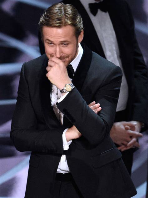 Oscars 2017 Ryan Gosling Laughing During Best Picture Mistake Photo Films Entertainment