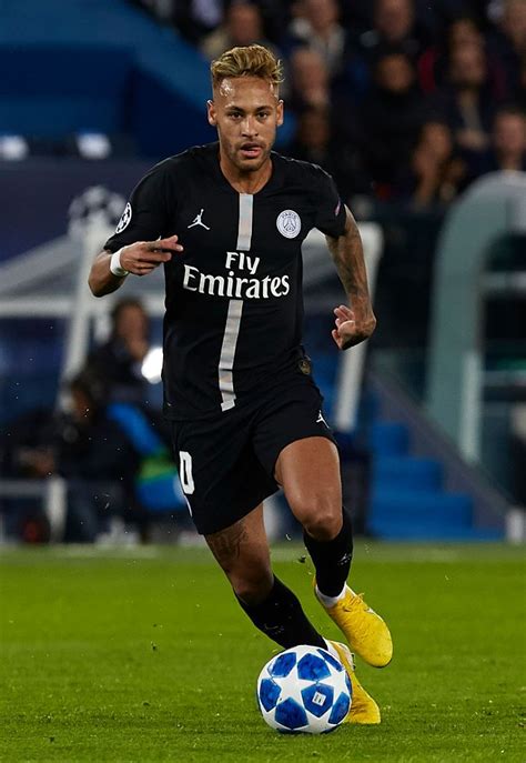 Paris France October 03 Neymar Jr Of Paris Saint Germain Runs With The Ball During The Group