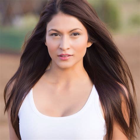 Native American Actress American Indian Girl Native American Wolf