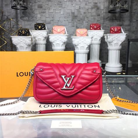 Louis Vuitton New Wave Chain Pochette Bag Springsummer 2019 Collection