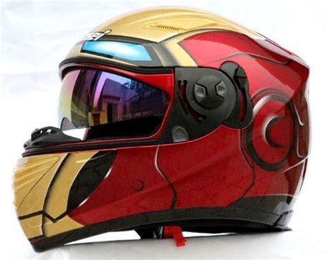 The Best Cartoon Motorcycle Helmet Ever. Period. (And a few close 2nd's