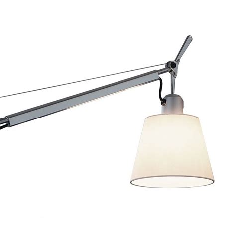 Tolomeo basculante lettura features a round base, a graceful aluminium foot and a shade made of plastic and parchment tolomeo basculante lettura makes a timeless addition to any room and reading nook. Artemide Tolomeo Basculante Lettura Floor Lamp