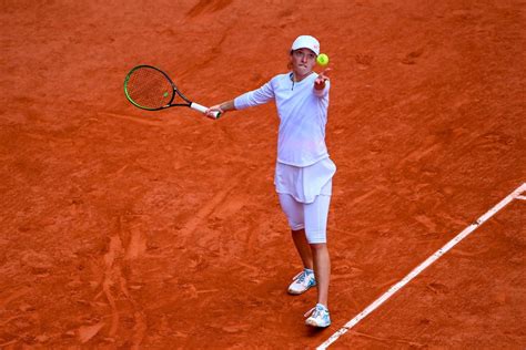 Wartość 100 to najwyższa popularność terminu „iga swiatek debel. Australian Open. Iga Świątek zagra w parze z Łukaszem Kubotem