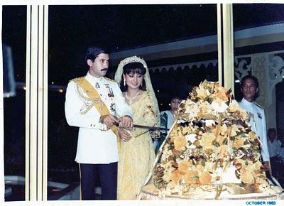 Raja zarith sofia binti sultan idris shah adalah istri dari sultan ibrahim ismail dari johor. Kesultanan Johor: Selamat Menyambut Ulangtahun Perkahwinan ...