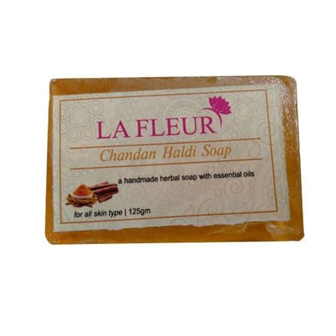 Solid Lafleur Chandan Haldi Herbal Bath Soaps Packaging Type Box