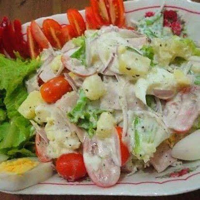 Nah,kali ini tokopedia akan memberikan resep salad buah dan sayur sehat dengan bahan sederhana yang bisa kamu coba! Resepi Salad Kentang Thousand Island