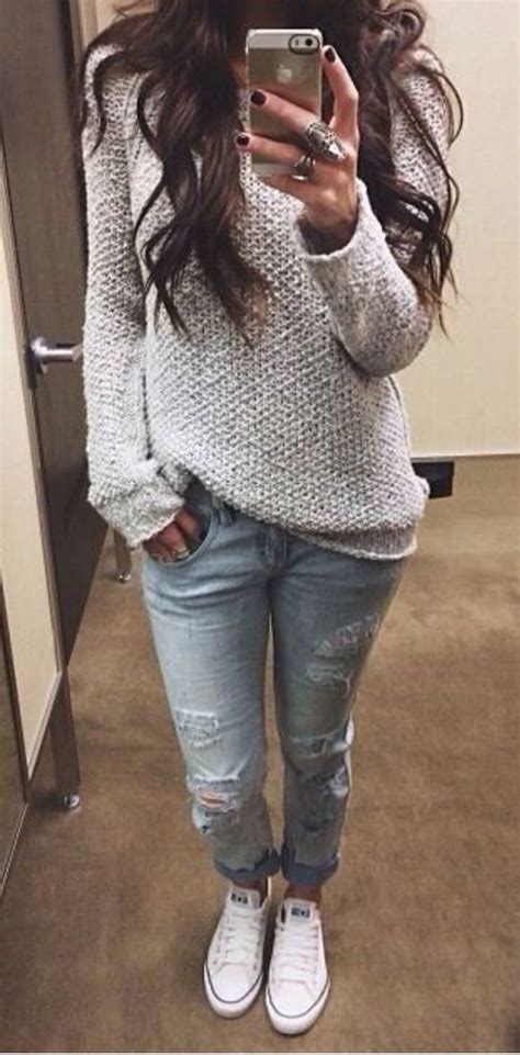 Simple I Love It Gray Sweatshirt With Washed Light Jeans And White