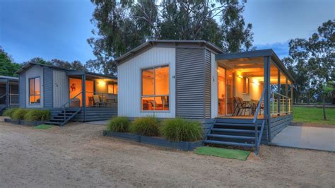 Great Aussie Holiday Park Parkview Cabins Youtube