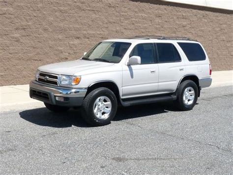 Purchase Used Beautiful 2000 Toyota 4runner Sr5 4wd Sport Utility 4