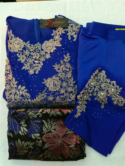 Bahkan, warna royal blue yang kala itu hanya dipakai oleh anggota kerajaan, dibuat oleh bangsa phoenician di sebuah pulau terpencil bernama iles purpuraires ? KOLEKSI EDELWEISS Baju Pengantin,Baju Nikah dan Tunang ...