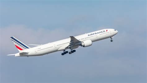 Flight Review Air France Boeing 777 300 Business Class Jfk Paris