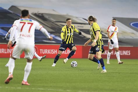 Fenerbahçe 2 1 göztepe maçı özeti 720p. Fenerbahçe Göztepe maç sonucu | Fenerbahçe Göztepe maç özeti