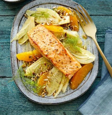 Lachsfilet mit Fenchel-Orangen-Gemüse Rezept