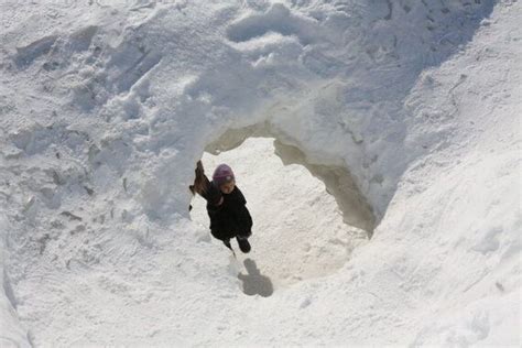 Mother Nature Gives Back Stunning Ice Caves Form Following Months Of