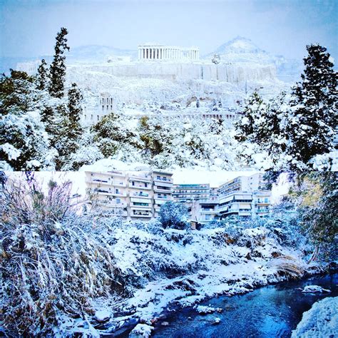 The cold weather front has greece in its grip with heavy snowfalls, rainfalls, powerful winds and temperatures that dropped up. #Snow day in #Athens today...Yippee..!! #TheOliveShop # ...