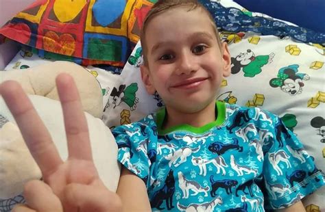 8 годишно момченце се нуждае от средства за лечение novinite tv