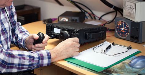 What Is The Best Ham Radio For Preppers Ask A Prepper