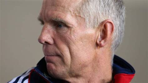 shane sutton defends british cycling over allegations bbc sport