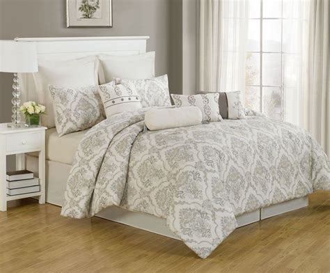 Many many comforter sets on the if this article of cheap queen size or king size comforter sets under 30 helps you, please share with the california queen with dimensions of 64 x 80 inches is becoming less common as the general public. Cheap Cal King Comforter Sets | California king bedding ...