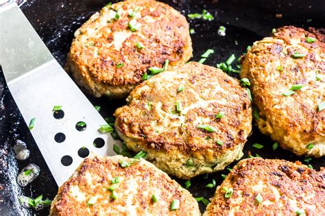 These crab cakes are amazing and they are keto friendly which is a plus. Keto Salmon Patties #salmonpatties Keto Salmon Patties — Cast Iron Keto | Salmon patties, Keto ...