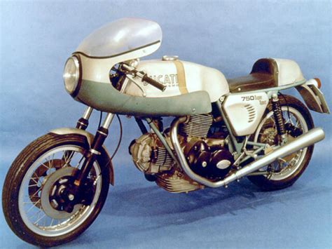 The engine number was stamped on the left inner crankcase half, with dm 750.1 stamped on the right half. Ducati 750 SS 1974 - Ducati 750SS 1974 - motorcycle photo ...