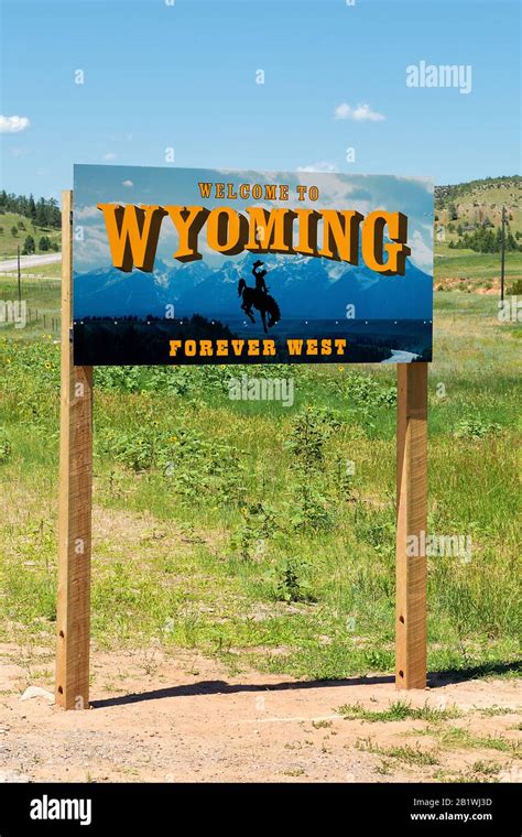 Welcome Wyoming Road Sign Hi Res Stock Photography And Images Alamy