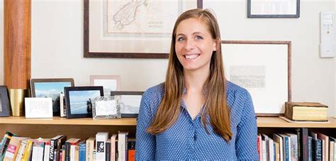 Eleanor Catton Our Literary Luminary The Australian Womens Weekly
