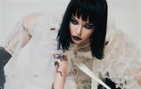 Alice Glass Reveals Details Of Forthcoming Debut Album Preyiv Pedfire