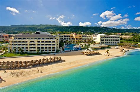 Enjoy An Ultra Luxury All Inclusive Stay At Iberostar Grand Collection