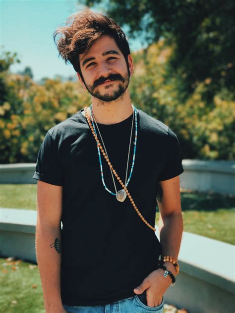 You can do that from here too. Camilo on Twitter: "La felicidad no es una emoción ni un ...