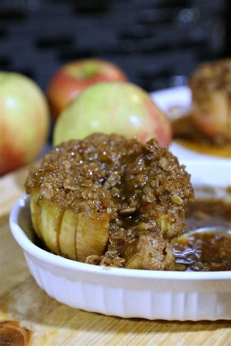 Caramel And Brown Sugar Baked Apples Delicious Fall Recipes