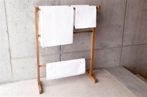 Farbenfrohe handtücher in bester qualität. Handtücher Bad Leiter Holz Eiche : Handtuchleiter HIP bei Torquato.de kaufen / Sehr häufig wird ...