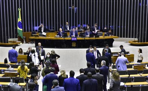 Câmara conclui votação do projeto de lei da minirreforma eleitoral