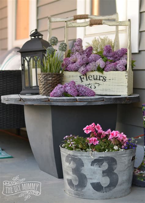45 Best Porch Planter Ideas And Designs For 2020