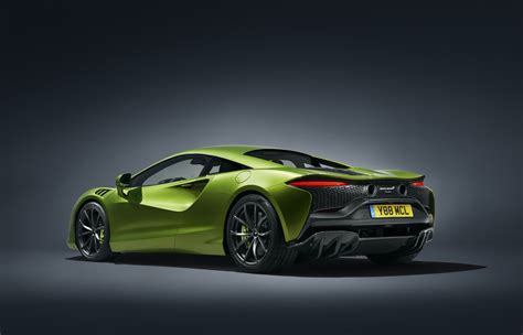 The artura is mclaren's first. McLaren introduceert hun nieuwste hybride (met 680 pk ...