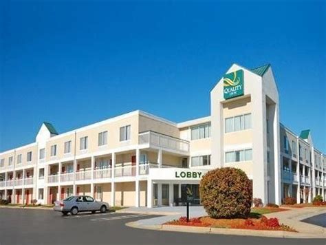 6 travelers who rented a car in rocky mount gave the car agency they used an average rating of 6.2. Rocky Mount (NC) Quality Inn United States, North America ...