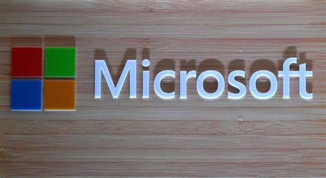 Microsoft Shares Hit All-Time High On Blowout Earnings, Growing Cloud Sales