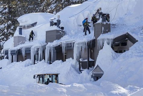 photos of a mammoth snowfall california town gets hit with 10 feet — yes feet — of snow