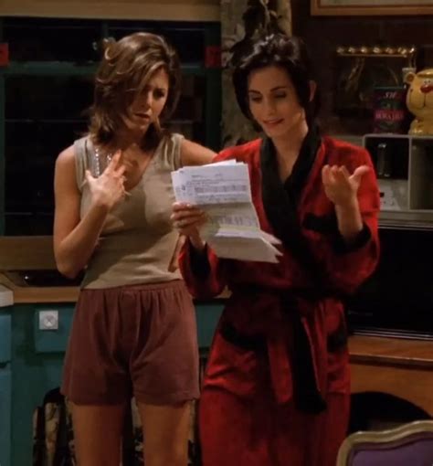 20 of monica geller most iconic outfits on friends moviegeak