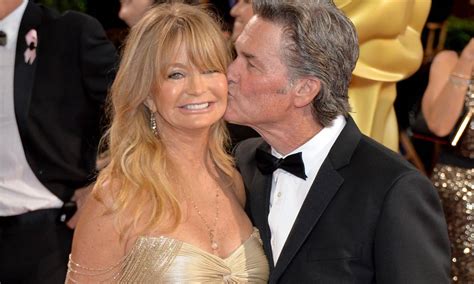 Goldie hawn and kurt russell first met in 1968 on the set of the one and only, genuine, original family band. Goldie Hawn and Kurt Russell's exciting family news ...