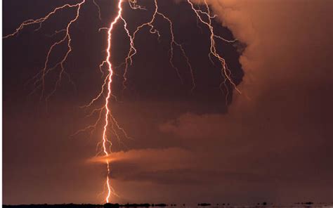 Magnificent Lightning Storm Above Venezuela Caught On Camera Nature