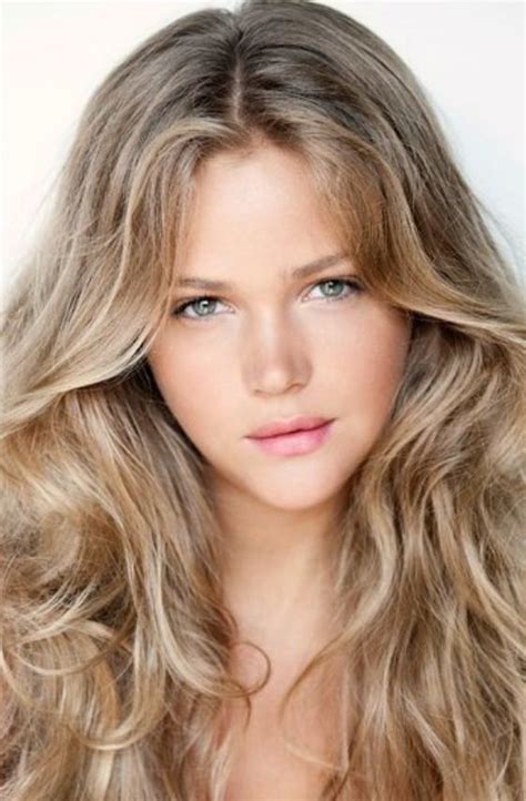 Ash blonde curly hair images. 