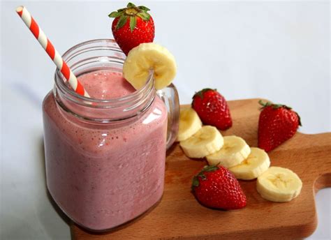 Recette De Smoothie Fraise Et Banane La Recette Facile Recette Hot