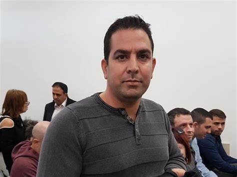 קודם, הנה שתי עובדות שאין עליהן ויכוח. מני נפתלי העיד: "זייפתי חשבוניות בהוראת שרה נתניהו" - גלובס