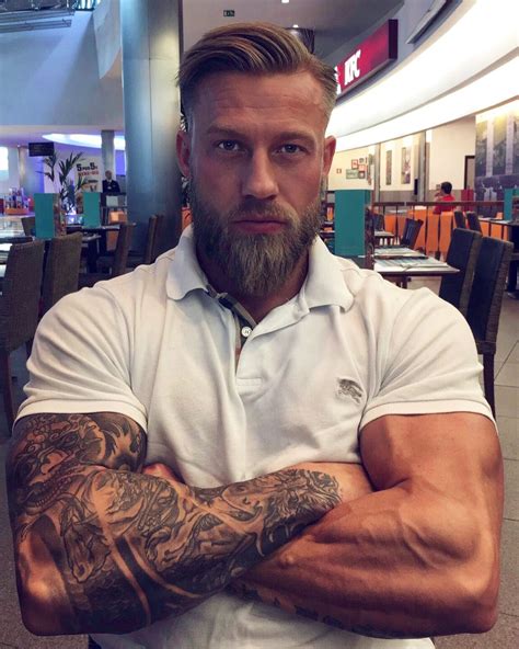 Give Me My Dinner Norwegian Men Long Beard Styles Mens Hairstyles With Beard Viking Men