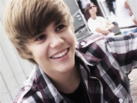 By terjemahan lirik lagu 12:56 am j, justin bieber, l, ludacris. kumpulan lagu-lagu justin bieber: lirik lagu justin bieber somebody to love
