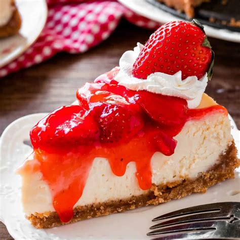 Strawberry Cheesecake ⋆ Real Housemoms