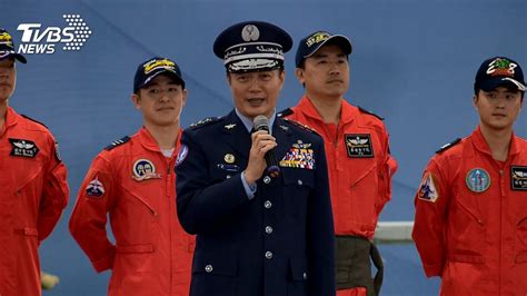 See more of 飛官歐機桑 on facebook. 曾是幻象首席飛官! 沈一鳴任總長半年殉職│TVBS新聞網
