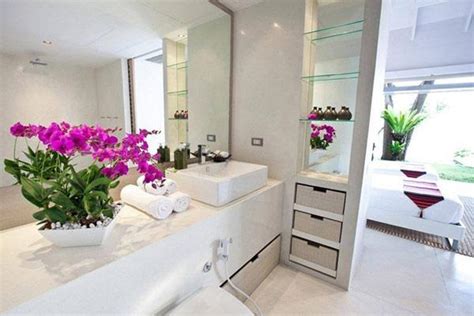 Bathroom Decorating Ideas With Natural Flowers Founterior